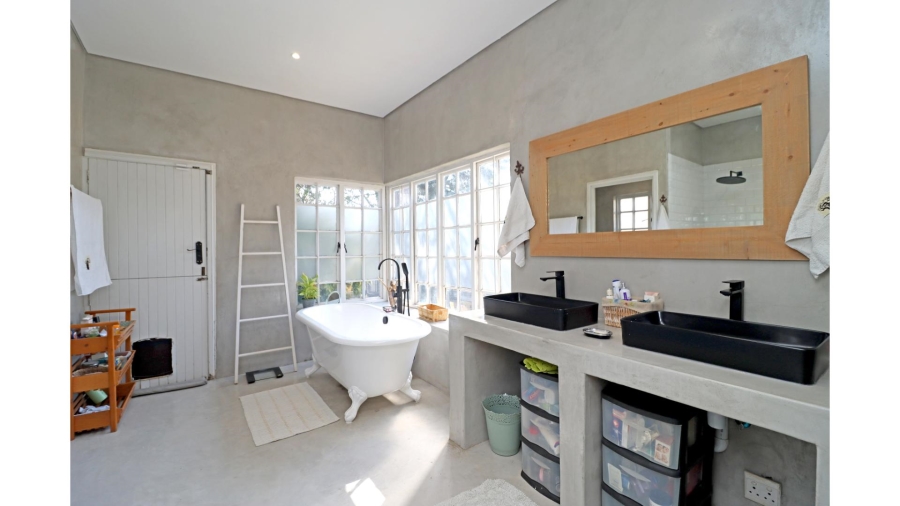 5 Bedroom Property for Sale in Glenferness Gauteng