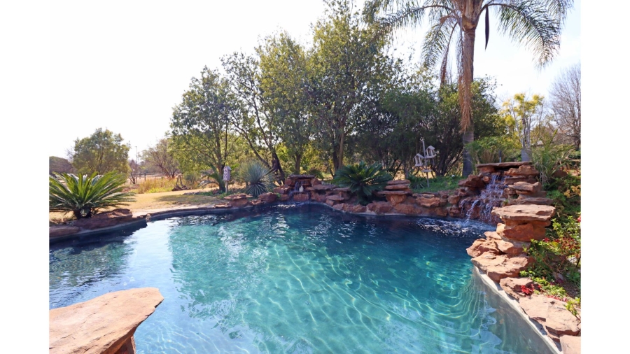 5 Bedroom Property for Sale in Glenferness Gauteng