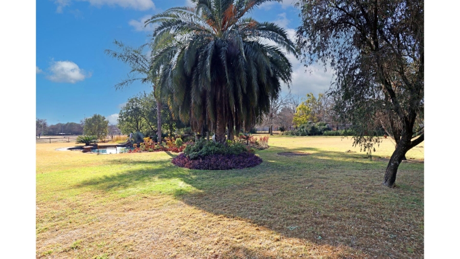 5 Bedroom Property for Sale in Glenferness Gauteng