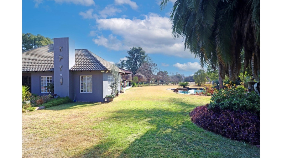 5 Bedroom Property for Sale in Glenferness Gauteng