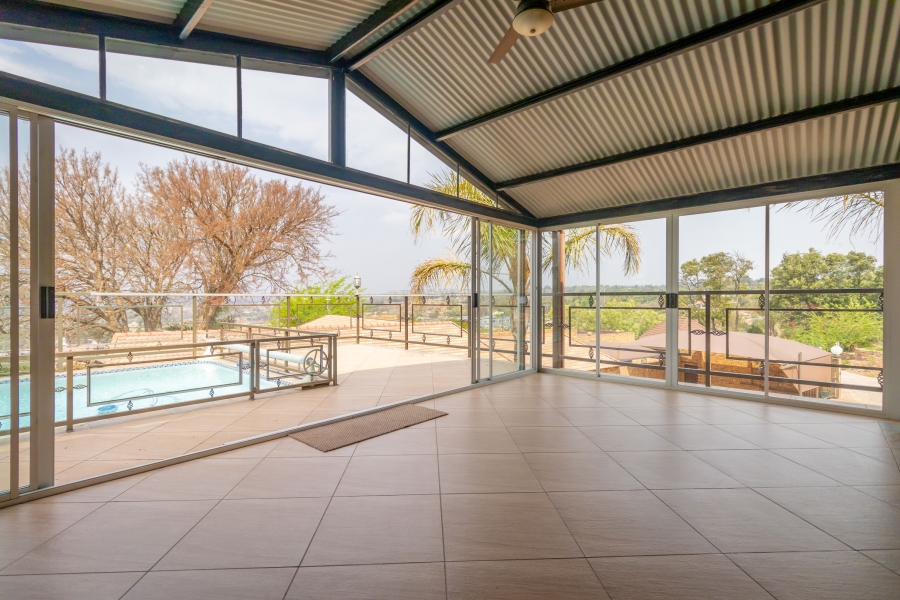 To Let 5 Bedroom Property for Rent in Chancliff Ridge Gauteng