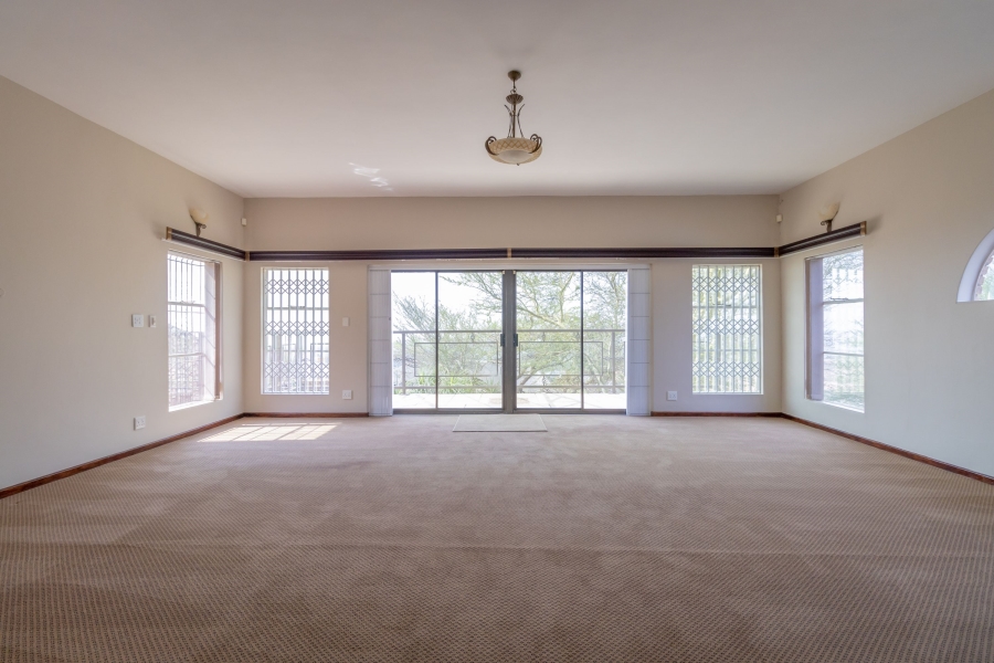 To Let 5 Bedroom Property for Rent in Chancliff Ridge Gauteng