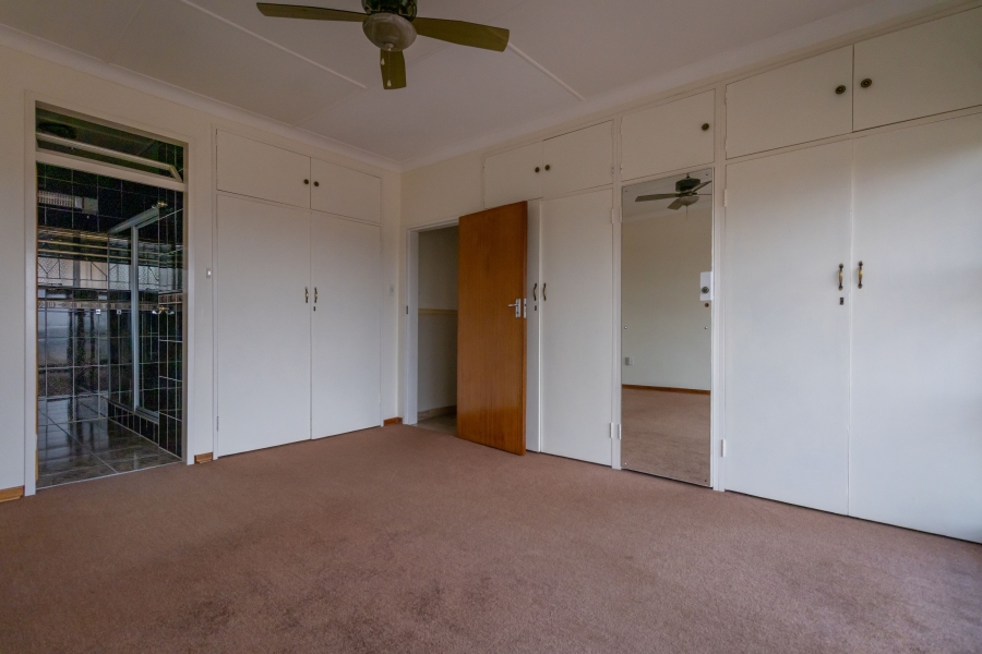 To Let 5 Bedroom Property for Rent in Chancliff Ridge Gauteng