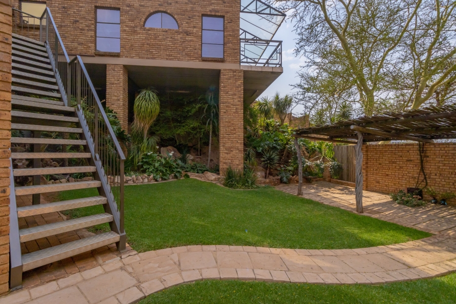 To Let 5 Bedroom Property for Rent in Chancliff Ridge Gauteng