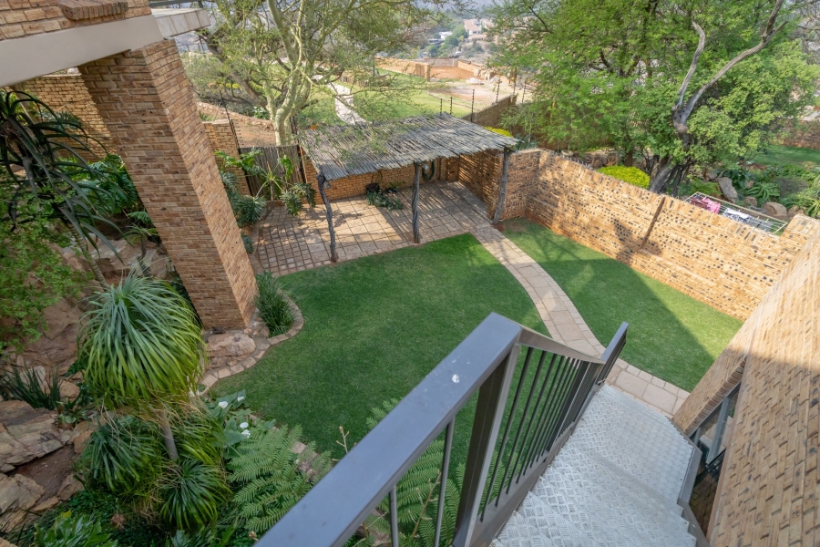 To Let 5 Bedroom Property for Rent in Chancliff Ridge Gauteng