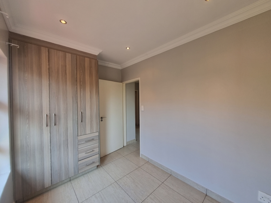 To Let 3 Bedroom Property for Rent in Equestria Gauteng