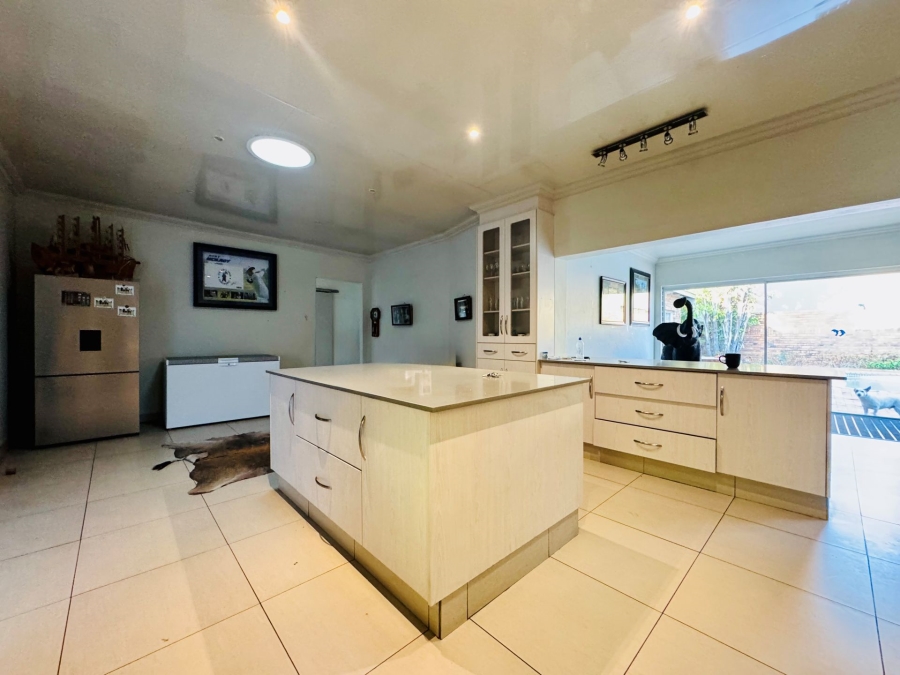 4 Bedroom Property for Sale in Montana Gauteng