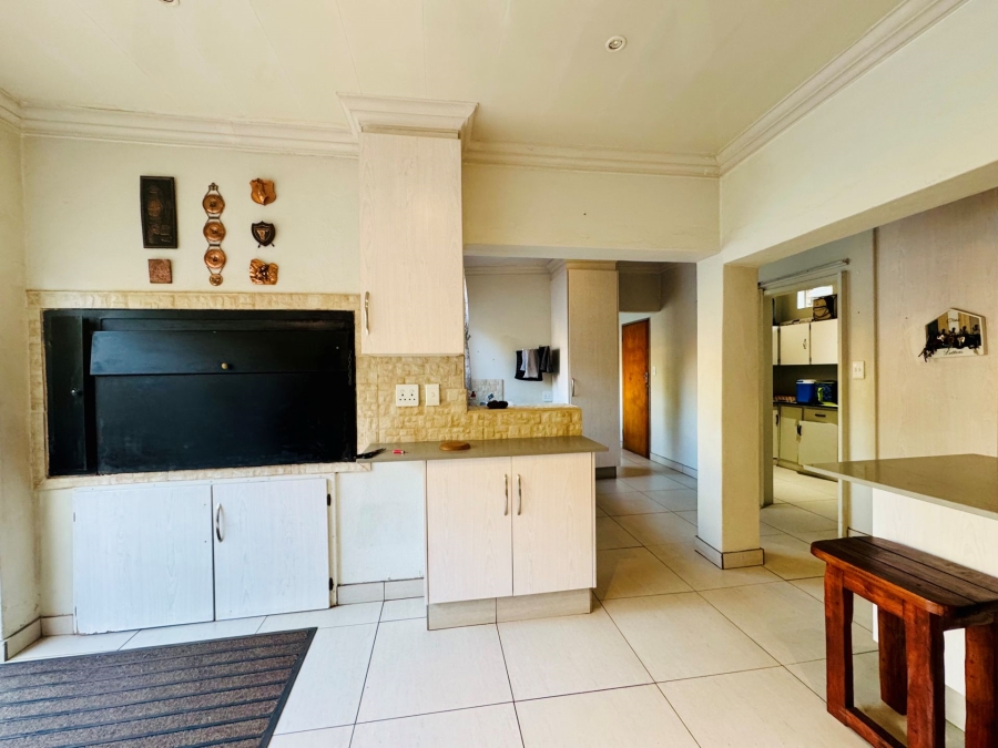 4 Bedroom Property for Sale in Montana Gauteng