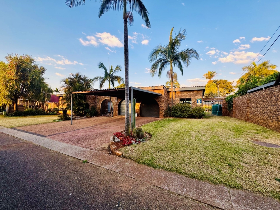 4 Bedroom Property for Sale in Montana Gauteng
