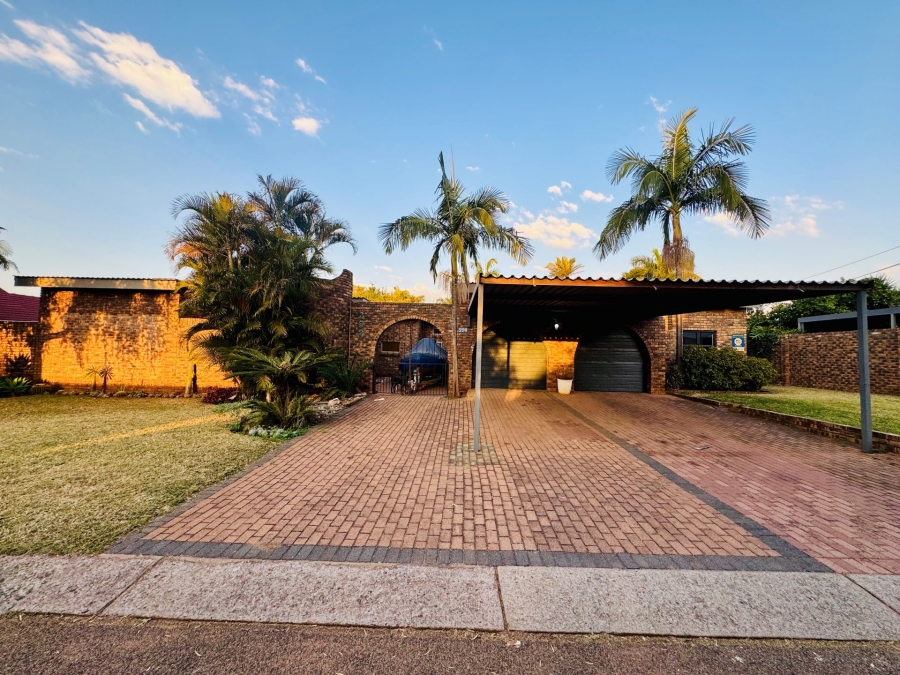 4 Bedroom Property for Sale in Montana Gauteng