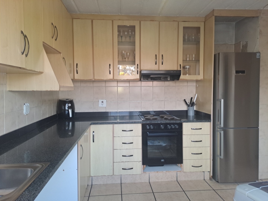 3 Bedroom Property for Sale in Rembrandt Park Gauteng