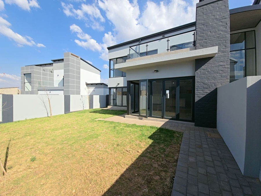 3 Bedroom Property for Sale in Fountainbrook Estate Gauteng