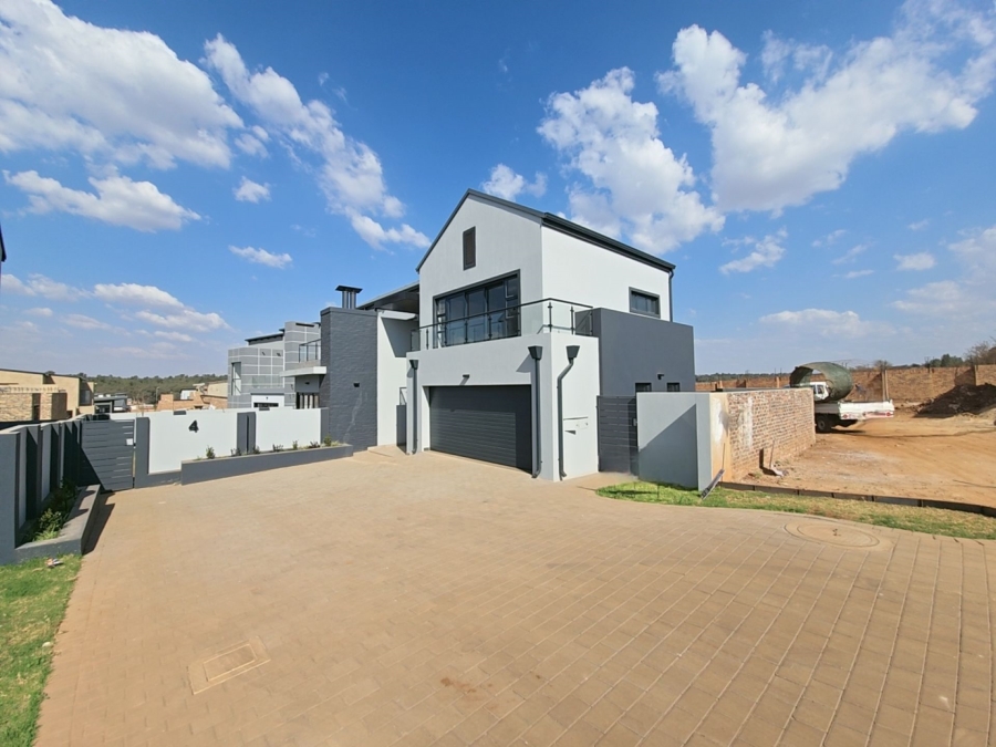 3 Bedroom Property for Sale in Fountainbrook Estate Gauteng