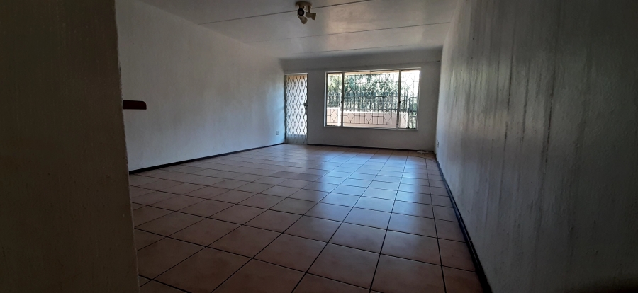 2 Bedroom Property for Sale in Boskruin Gauteng