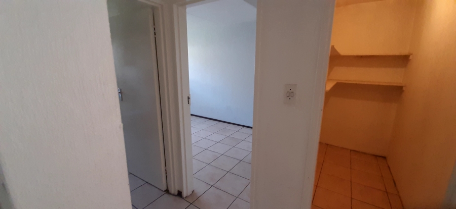 2 Bedroom Property for Sale in Boskruin Gauteng