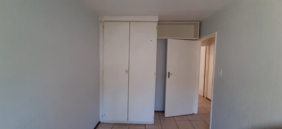 2 Bedroom Property for Sale in Boskruin Gauteng