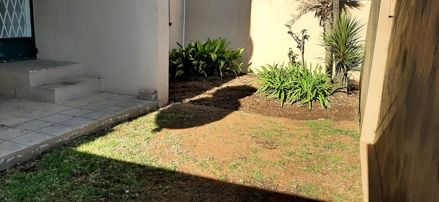 2 Bedroom Property for Sale in Boskruin Gauteng