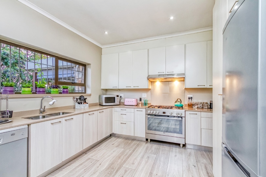 3 Bedroom Property for Sale in Parkmore Gauteng