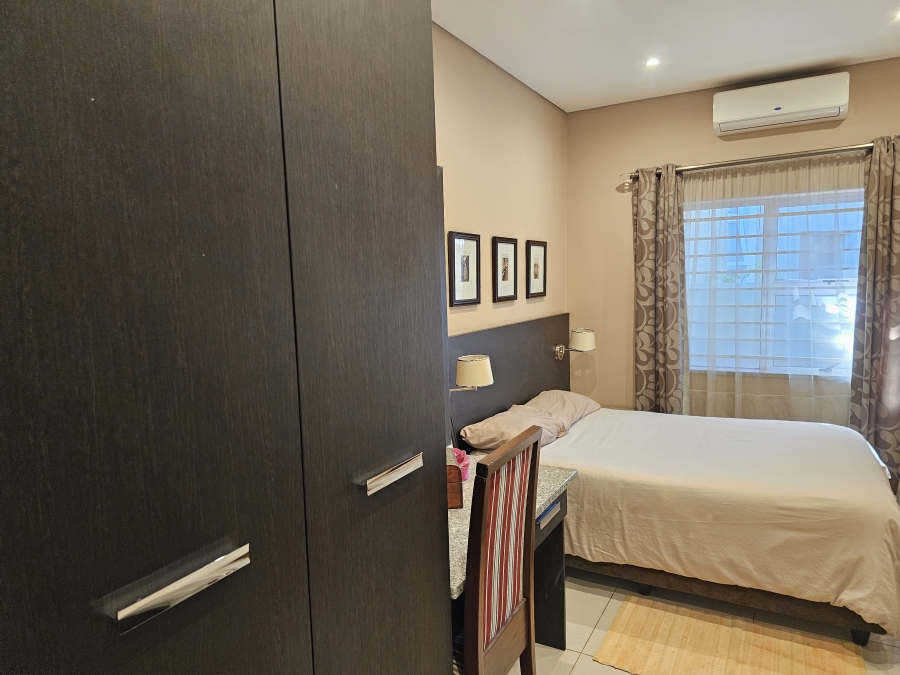 To Let 1 Bedroom Property for Rent in Hurlingham Manor Gauteng