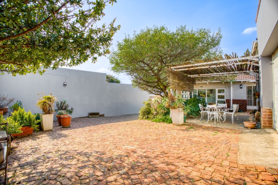 4 Bedroom Property for Sale in Franklin Roosevelt Park Gauteng