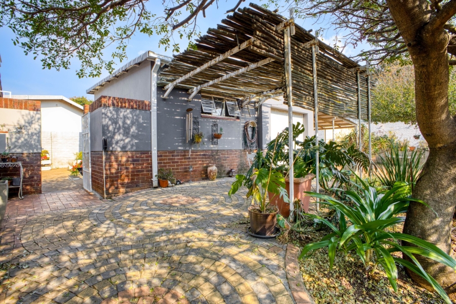 4 Bedroom Property for Sale in Franklin Roosevelt Park Gauteng