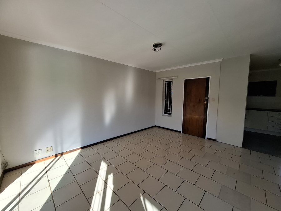 To Let 2 Bedroom Property for Rent in Pierre Van Ryneveld Gauteng
