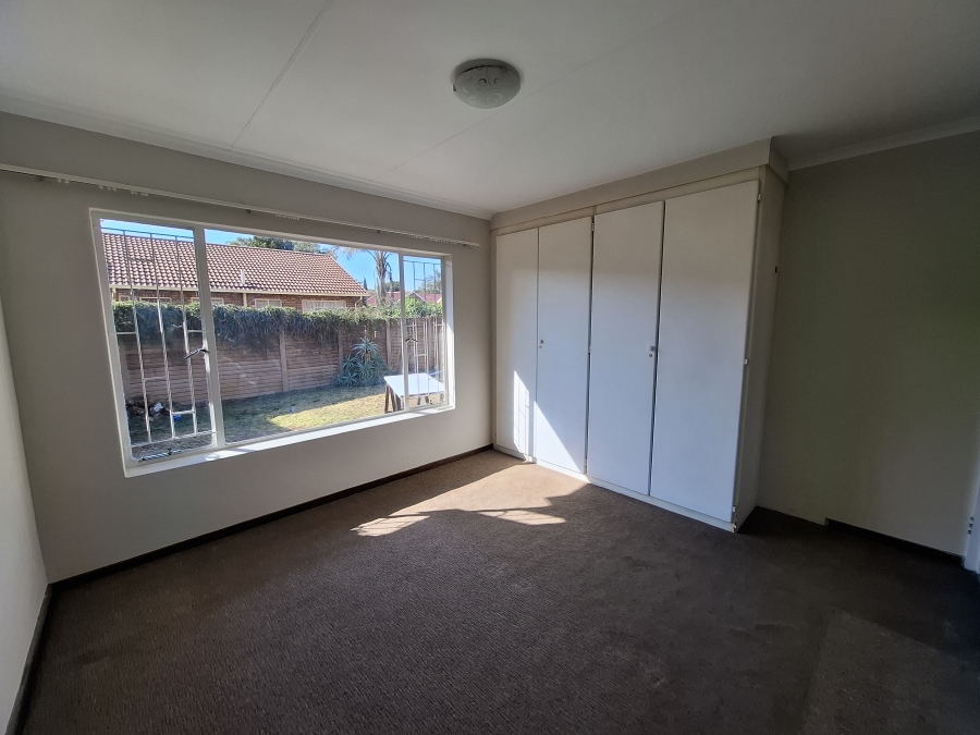 To Let 2 Bedroom Property for Rent in Pierre Van Ryneveld Gauteng