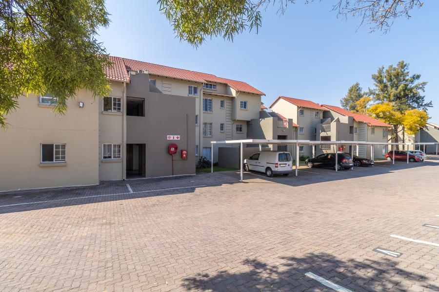 1 Bedroom Property for Sale in Paulshof Gauteng