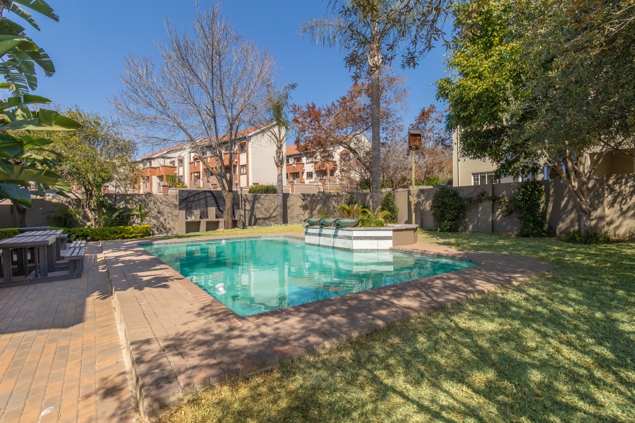 1 Bedroom Property for Sale in Paulshof Gauteng