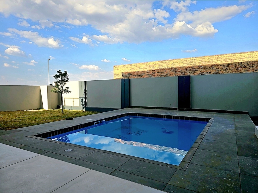 4 Bedroom Property for Sale in Fountainbrook Estate Gauteng