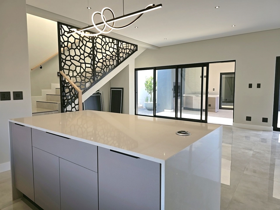 4 Bedroom Property for Sale in Fountainbrook Estate Gauteng