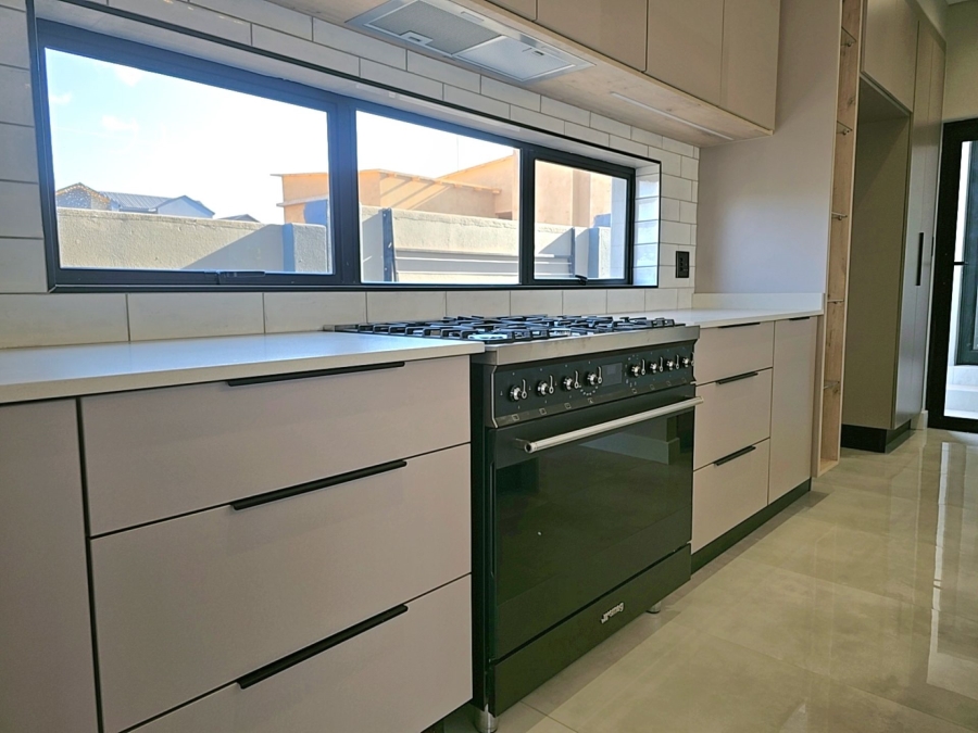 4 Bedroom Property for Sale in Fountainbrook Estate Gauteng