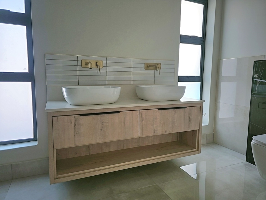 4 Bedroom Property for Sale in Fountainbrook Estate Gauteng