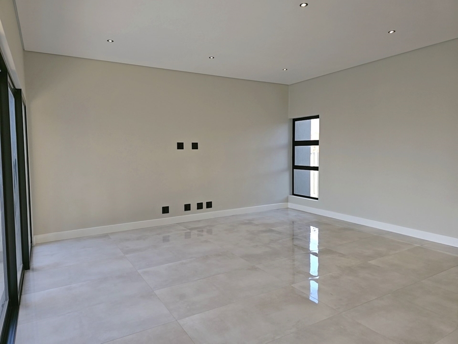 4 Bedroom Property for Sale in Fountainbrook Estate Gauteng
