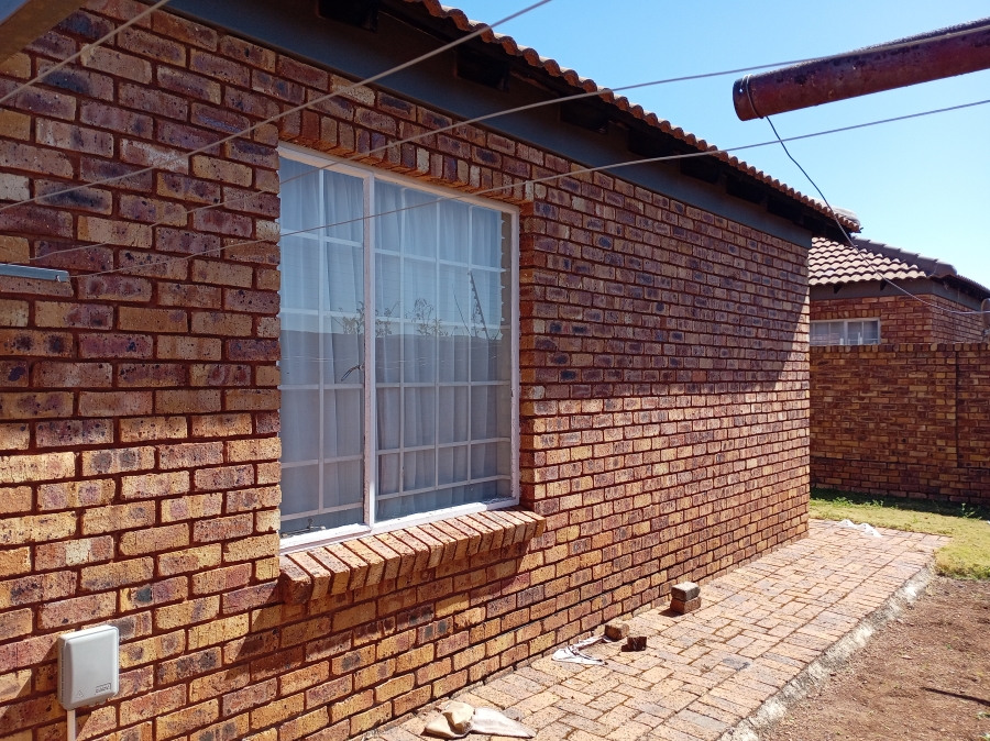 To Let 3 Bedroom Property for Rent in Andeon AH Gauteng