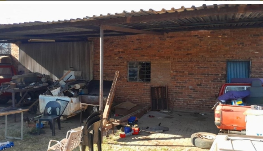 4 Bedroom Property for Sale in Nanescol Gauteng