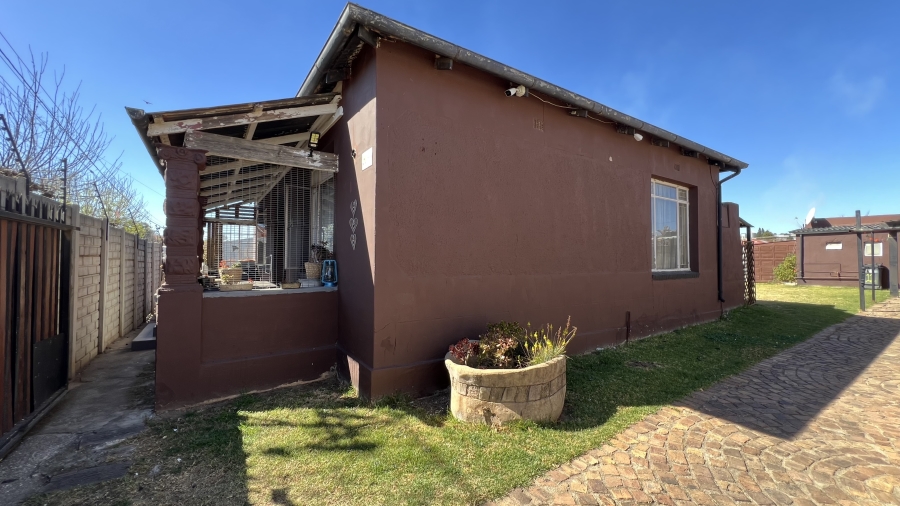 2 Bedroom Property for Sale in Krugersdorp West Gauteng