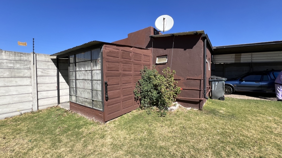 2 Bedroom Property for Sale in Krugersdorp West Gauteng
