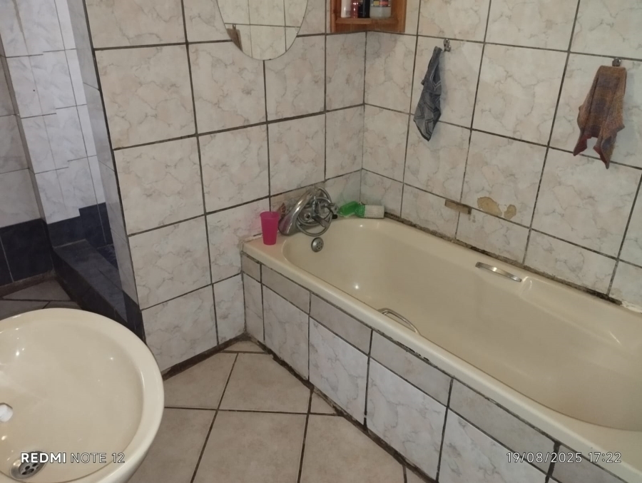 3 Bedroom Property for Sale in Vanderbijlpark CE 2 Gauteng