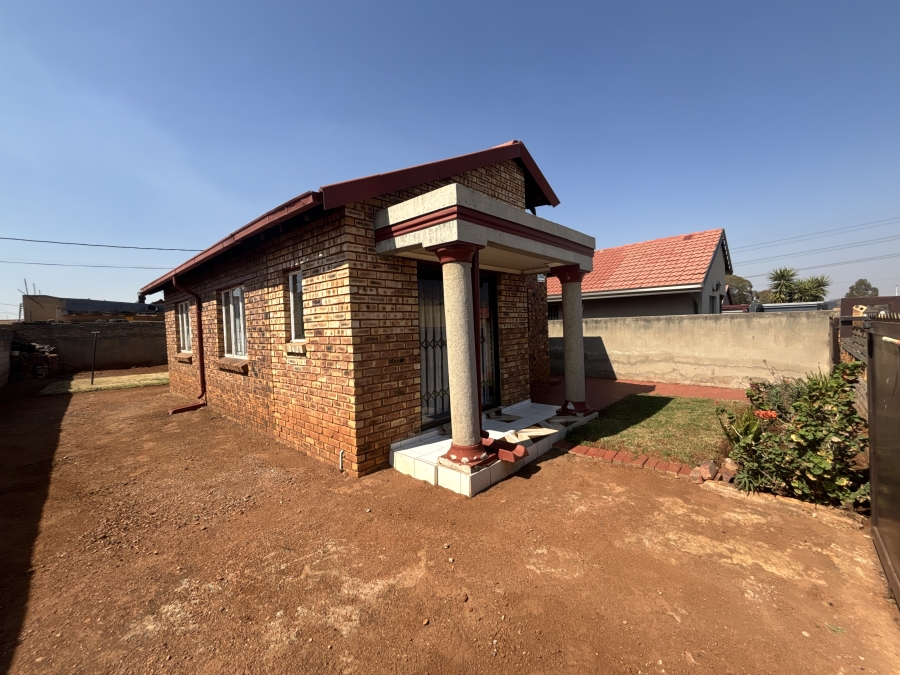 2 Bedroom Property for Sale in Vosloorus Gauteng