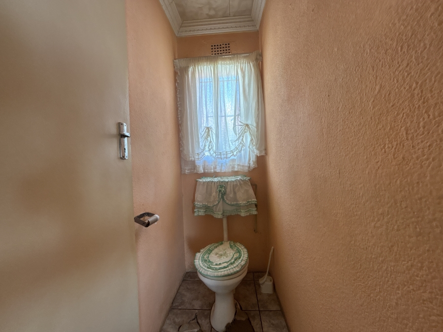 2 Bedroom Property for Sale in Vosloorus Gauteng