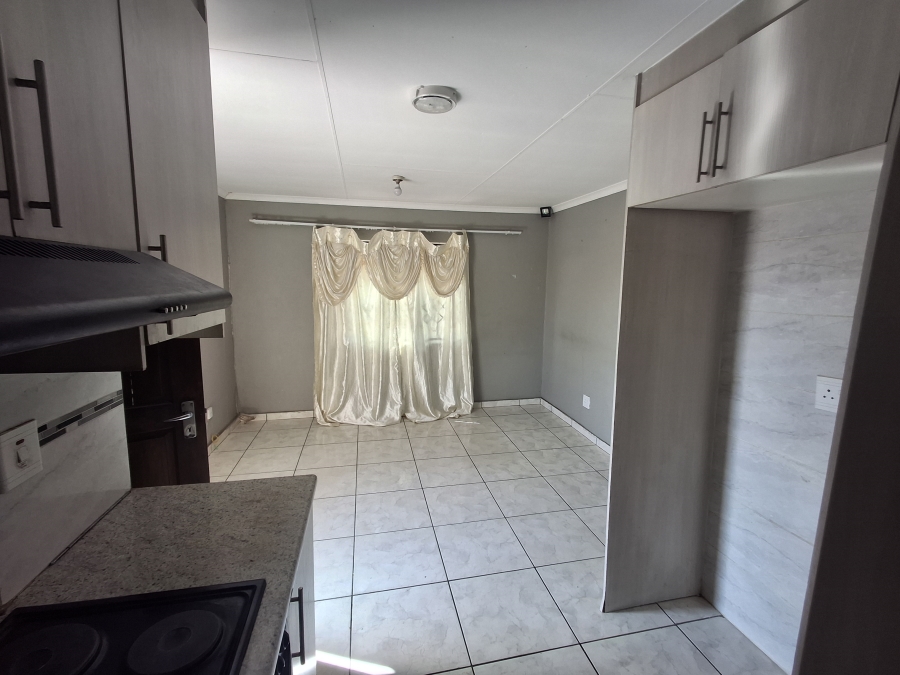 3 Bedroom Property for Sale in Windmill Park Gauteng