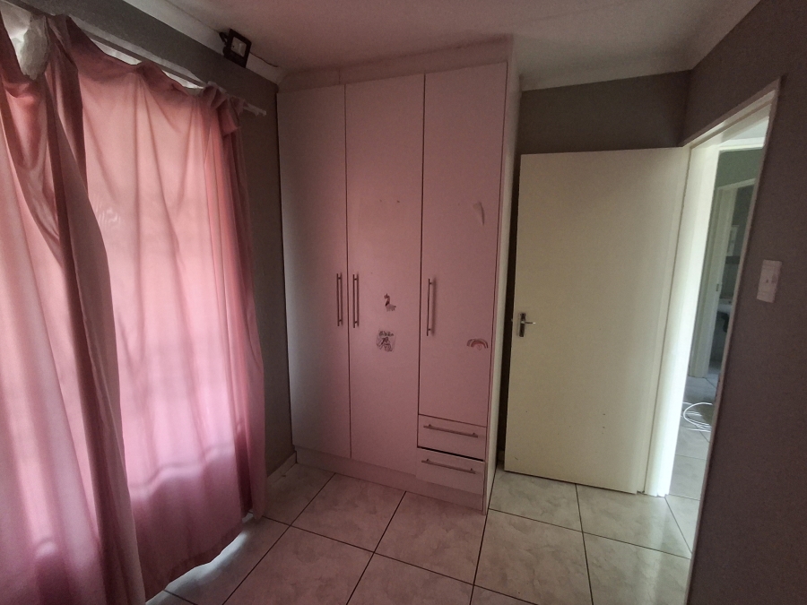 3 Bedroom Property for Sale in Windmill Park Gauteng