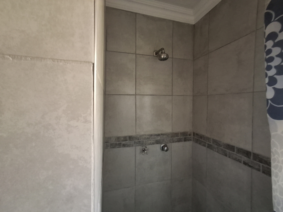 3 Bedroom Property for Sale in Windmill Park Gauteng