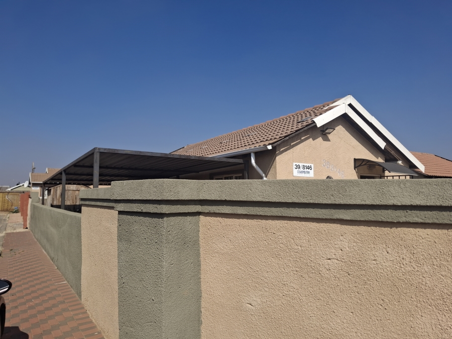3 Bedroom Property for Sale in Windmill Park Gauteng