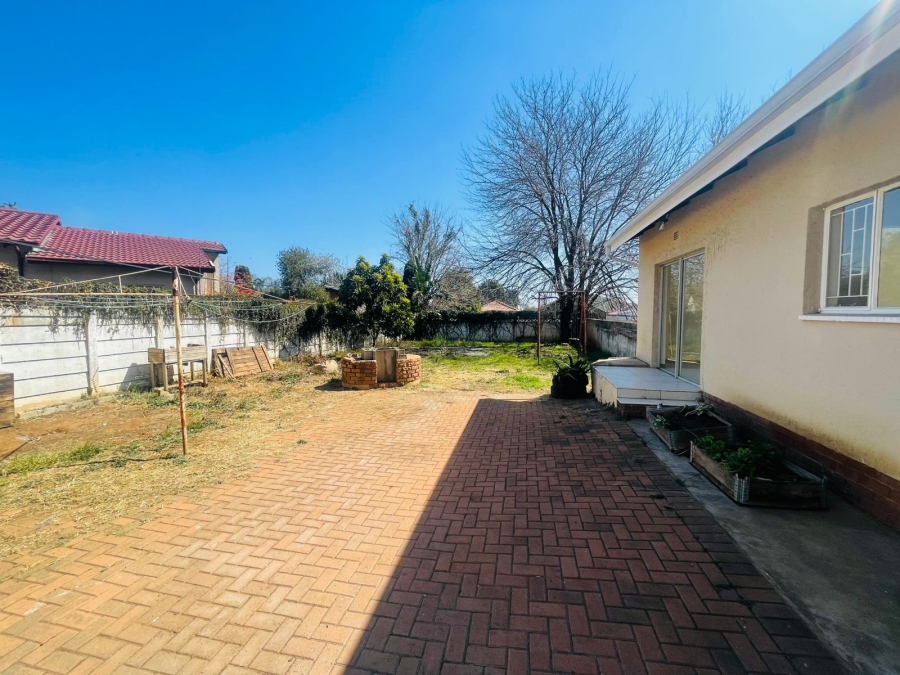 To Let 3 Bedroom Property for Rent in Cresslawn Gauteng