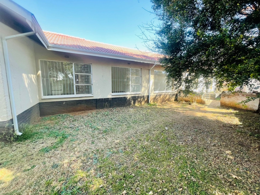 To Let 3 Bedroom Property for Rent in Cresslawn Gauteng