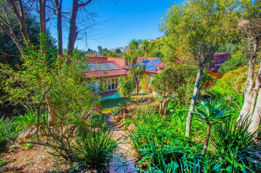 4 Bedroom Property for Sale in Strubensvallei Gauteng