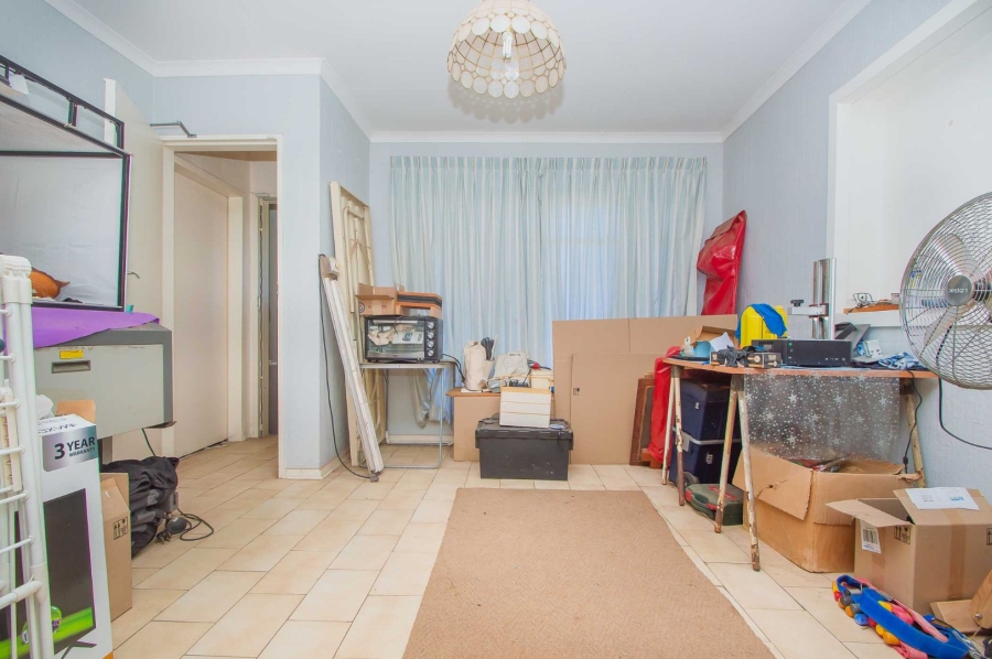 4 Bedroom Property for Sale in Strubensvallei Gauteng