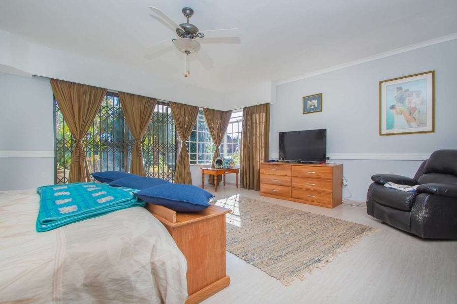 4 Bedroom Property for Sale in Strubensvallei Gauteng